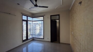 3 BHK Apartment For Rent in Vip Road