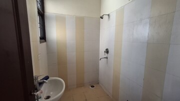 Attached Bathroom in 3 BHK Apartment at Vip Road – for Rent