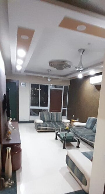 Master Bedroom in 3 BHK Apartment at Bestech Park View City 2, Sector 49 – for Rent