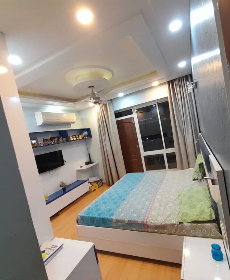 Master Bedroom, bestech-park-view-city-2 3 Bedroom 1859 Sq.Ft. Apartment In Sector 49 Gurgaon 8883216