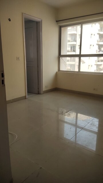 Room in 2 BHK Apartment at Eros Wembley Estate, Sector 50 – for Rent
