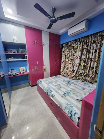 Bedroom in 2 BHK Apartment at Tiara Apartments, Chembur – for Rent