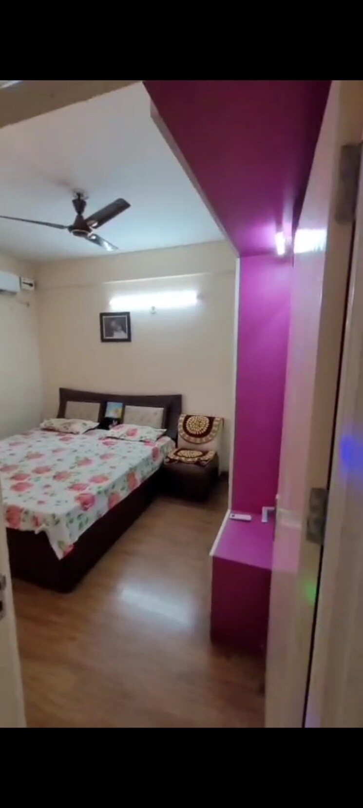 Bedroom, wave-dream-homes 2 Bedroom 808 Sq.Ft. Apartment In Wave City Ghaziabad 8883313
