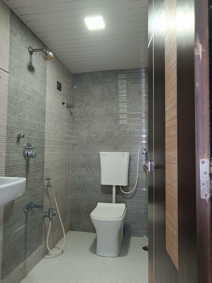 Bathroom, kasturi-heritage 2 Bedroom 1100 Sq.Ft. Apartment In Ulwe Sector 8 Navi Mumbai 8883290