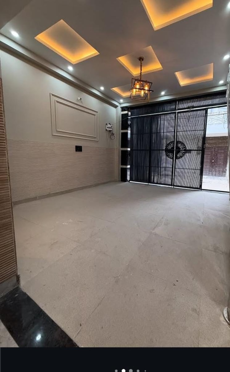 Room, sector 31 4 Bedroom 3420 Sq.Ft. Builder Floor In Sector 31 Faridabad 8883361