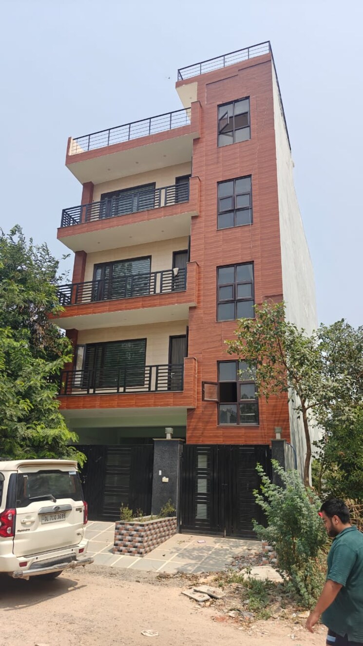 Exterior View, sobha-aurum 6 Bedroom 60 Sq.Mt. Independent House In Sector 36 Greater Noida Greater Noida 8883487