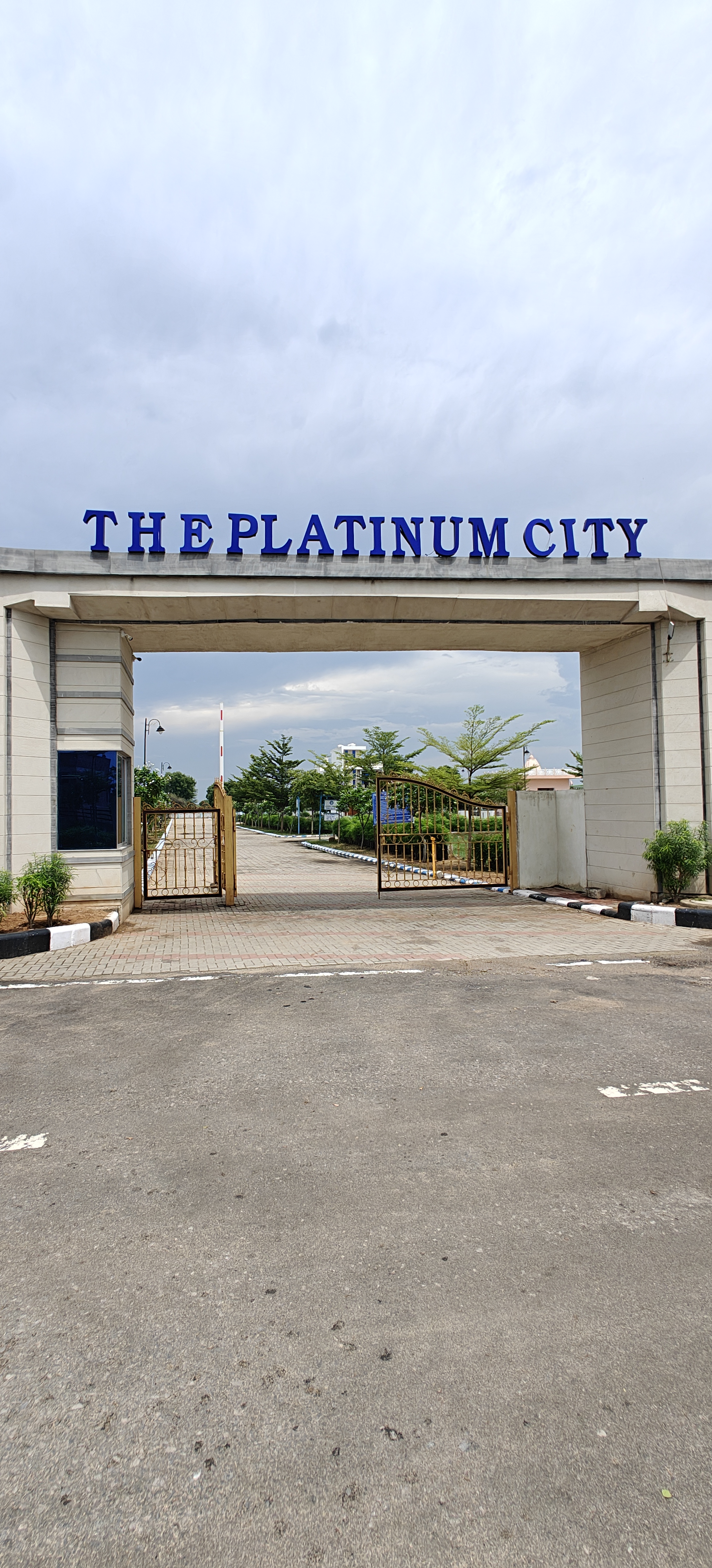 Plot For Sale in VRB The Platinum City