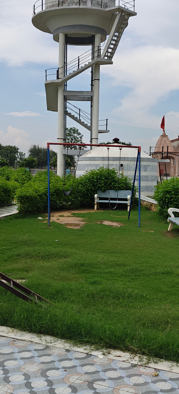 Garden, vrb-the-platinum-city  111 Sq.Yd. Plot In Jaisinghpura Jaipur 8883463