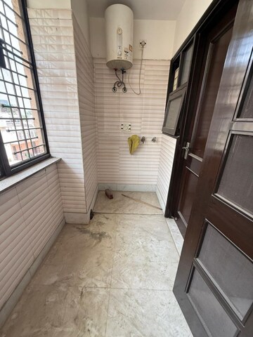 Balcony in 3 BHK Builder Floor at Paschim Vihar – for Rent