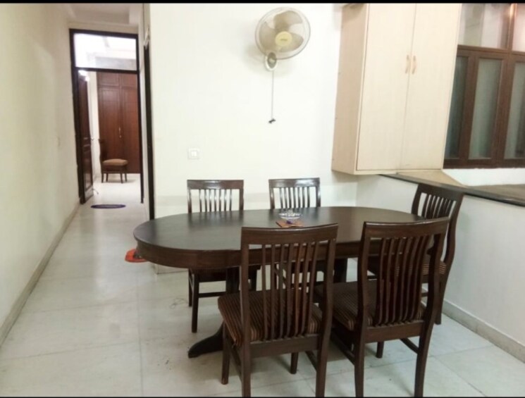 Gym, east of kailash 2.5 Bedroom 900 Sq.Ft. Builder Floor In East Of Kailash Delhi 8883518