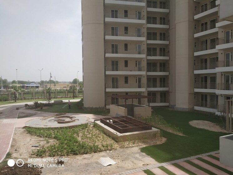 Exterior View, bptp-discovery-park 2 Bedroom 1250 Sq.Ft. Apartment In Sector 80 Faridabad 8883505
