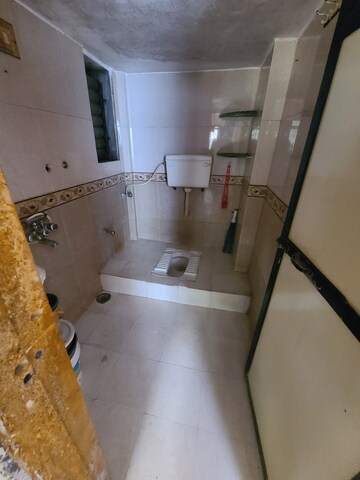 Furnished Amenities in 2 BHK Apartment at Poonam Everest, Nalasopara West – for Rent