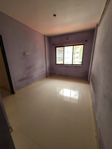 Room in 2 BHK Apartment at Poonam Everest, Nalasopara West – for Rent