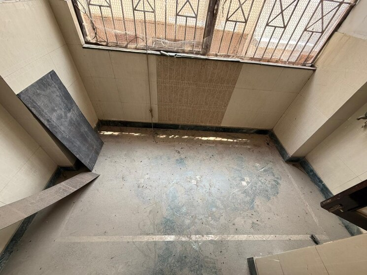 Kitchen, paschim vihar 3 Bedroom 1800 Sq.Ft. Builder Floor In Paschim Vihar Delhi 8883570