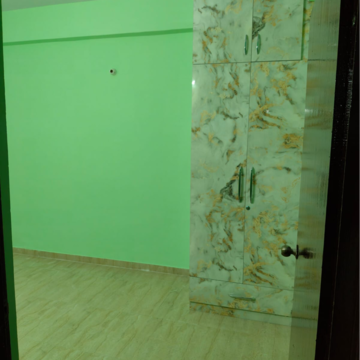 Room in 3 BHK Apartment at Advitya Homes, Sector 149 – for Rent