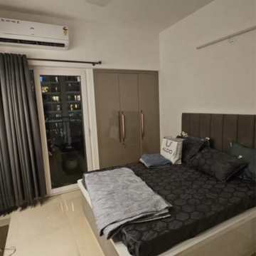 Bedroom in 3 BHK Apartment at K Raheja Raheja Residency, Sankalp Colony – for Rent