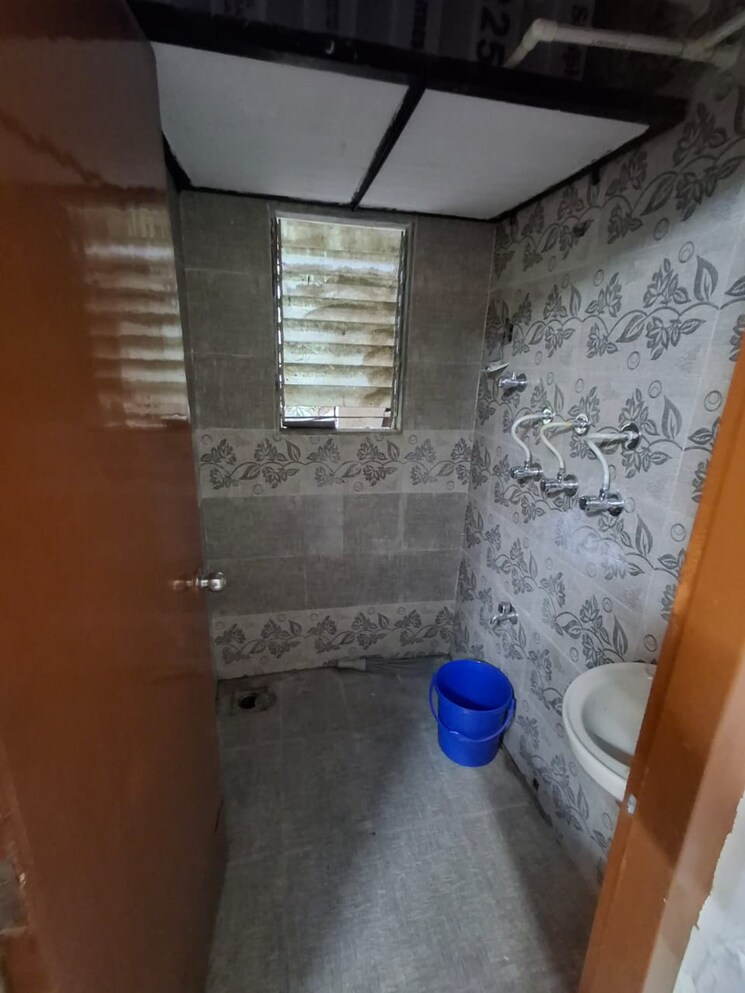 Bathroom, vasai east 1 Bedroom 500 Sq.Ft. Independent House In Vasai East Palghar 8883602