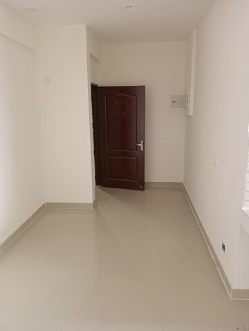 2 BHK Apartment For Rent in Terra Lavinium, Sector 75