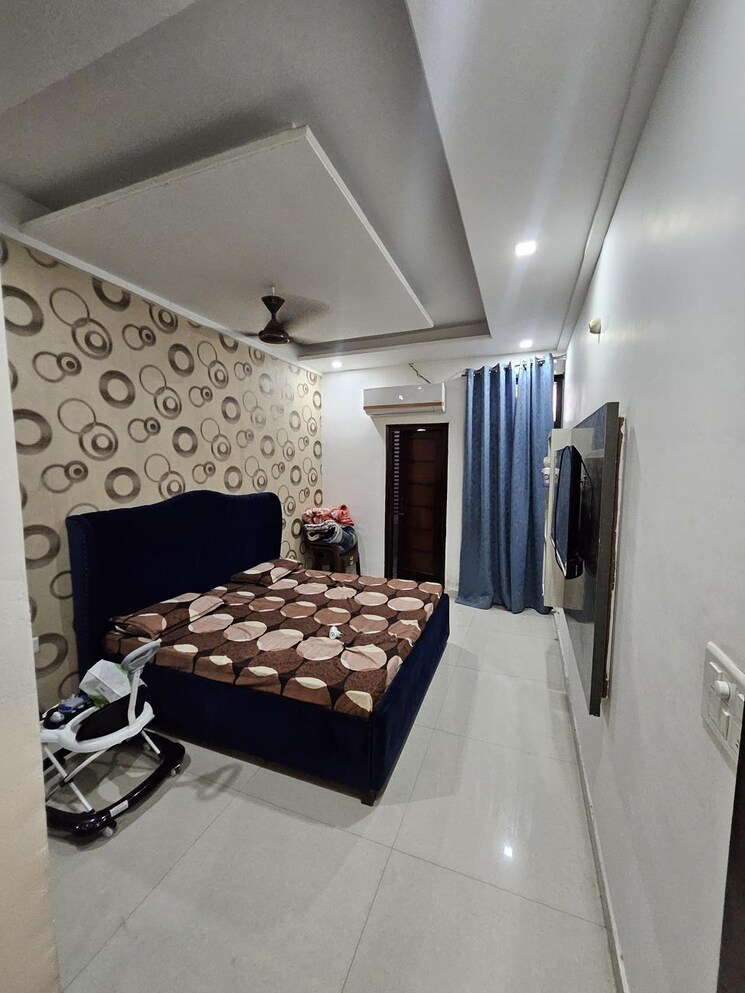 Bedroom, maya-garden-city 2 Bedroom 1350 Sq.Ft. Apartment In Lohgarh Zirakpur 8883666