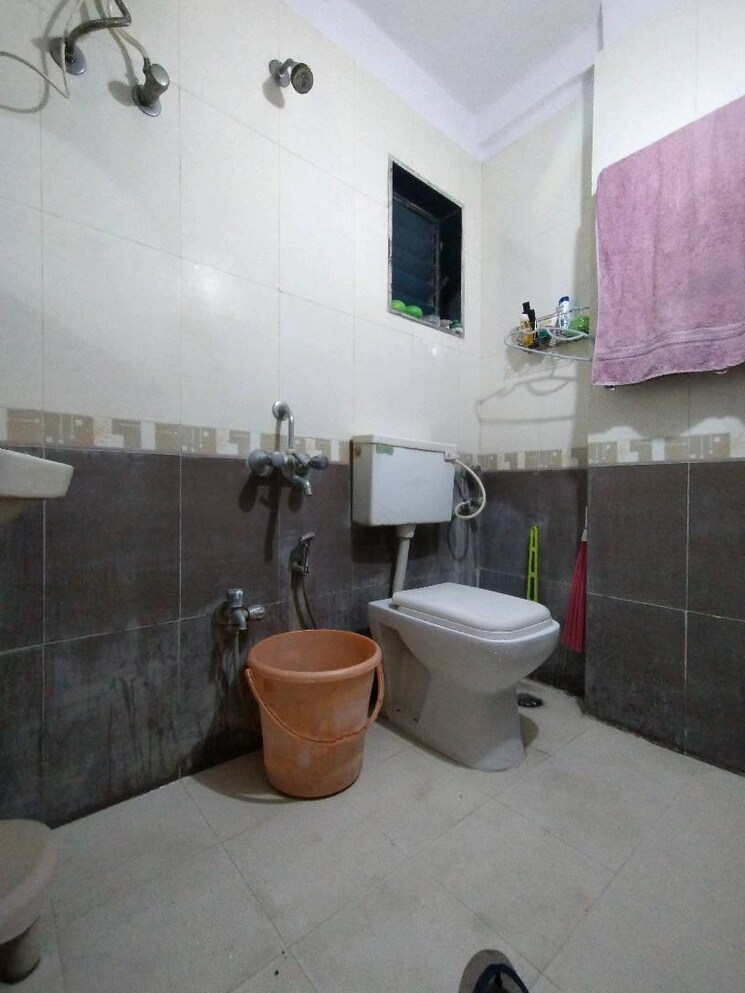 Bathroom, vichumbe 2 Bedroom 615 Sq.Ft. Apartment In Vichumbe Navi Mumbai 8883652