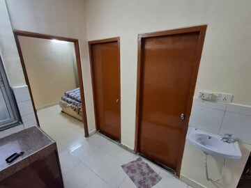 Furnished Amenities in 1 BHK Builder Floor at Rt Nagar – for Rent