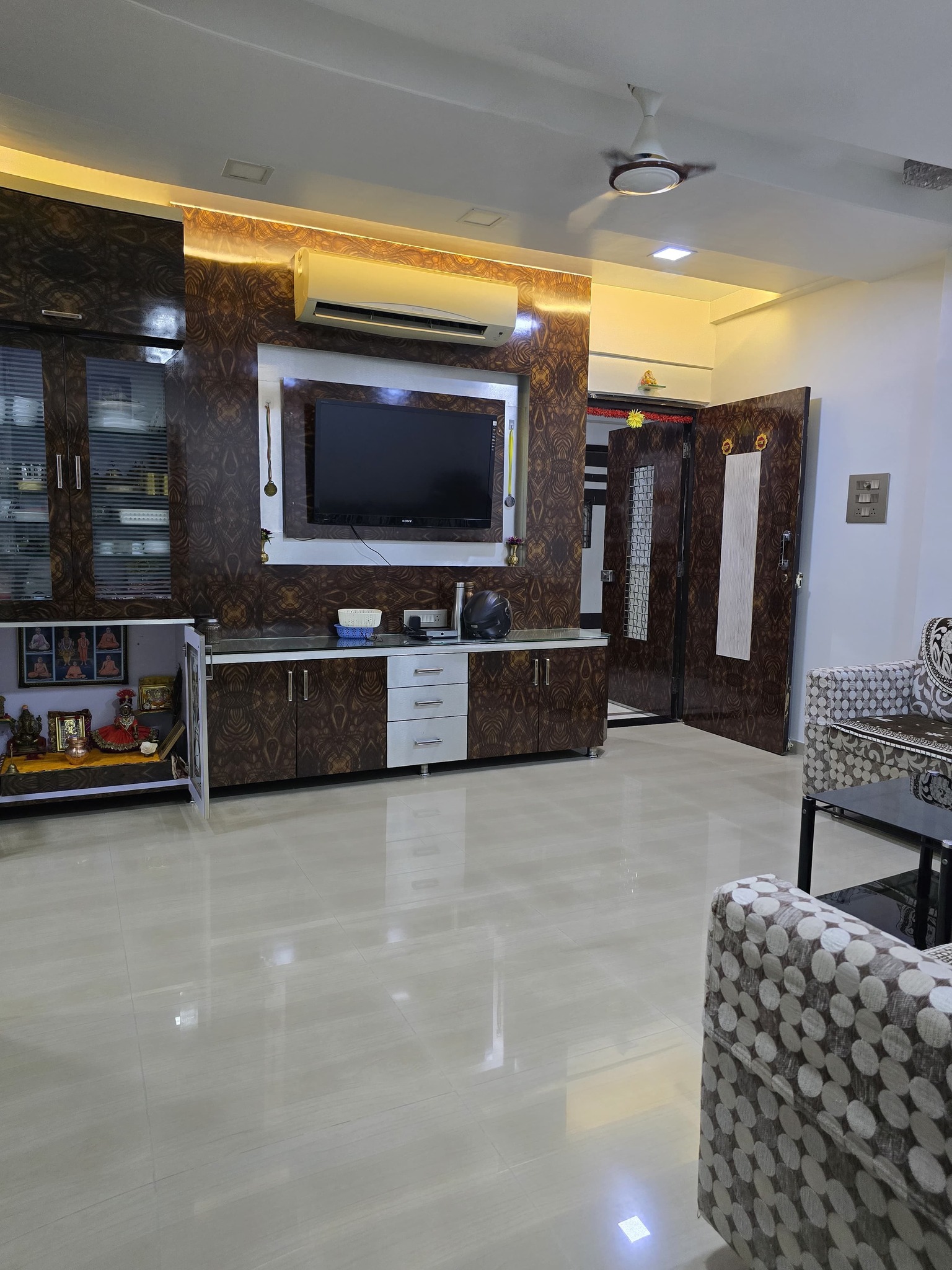 2 BHK Apartment For Sale in Pratik Gems