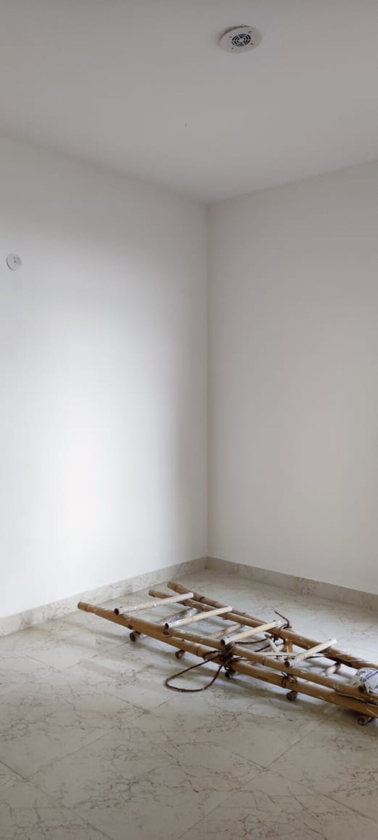 Room, vashisht-heights 3 Bedroom 751 Sq.Ft. Apartment In Sector 87 Faridabad 8883698