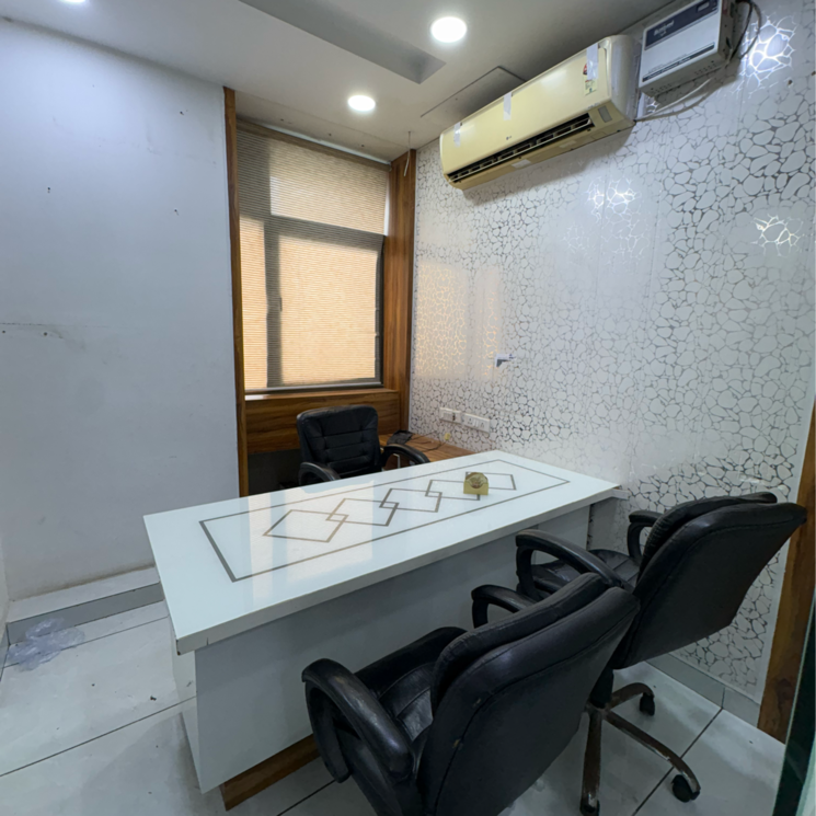 Team Area, netaji subhash place Commercial Office Space 1200 Sq.Ft. In Netaji Subhash Place Delhi 8883722