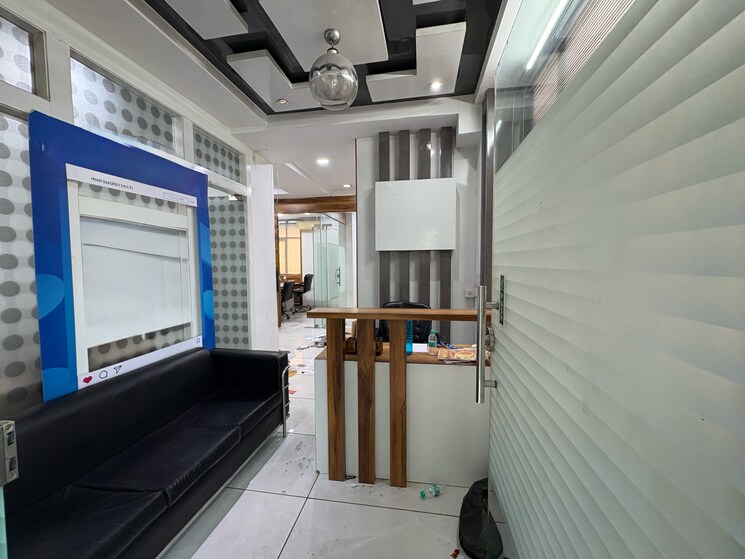 Kitchen, netaji subhash place Commercial Office Space 1200 Sq.Ft. In Netaji Subhash Place Delhi 8883722