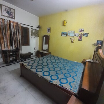 Bedroom in 2.5 BHK Builder Floor at Sector 15 – for Rent