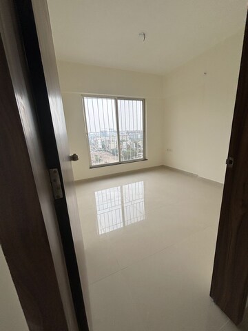 Room in 2 BHK Apartment at Goyal My Home Kiwale, Kiwale – for Rent