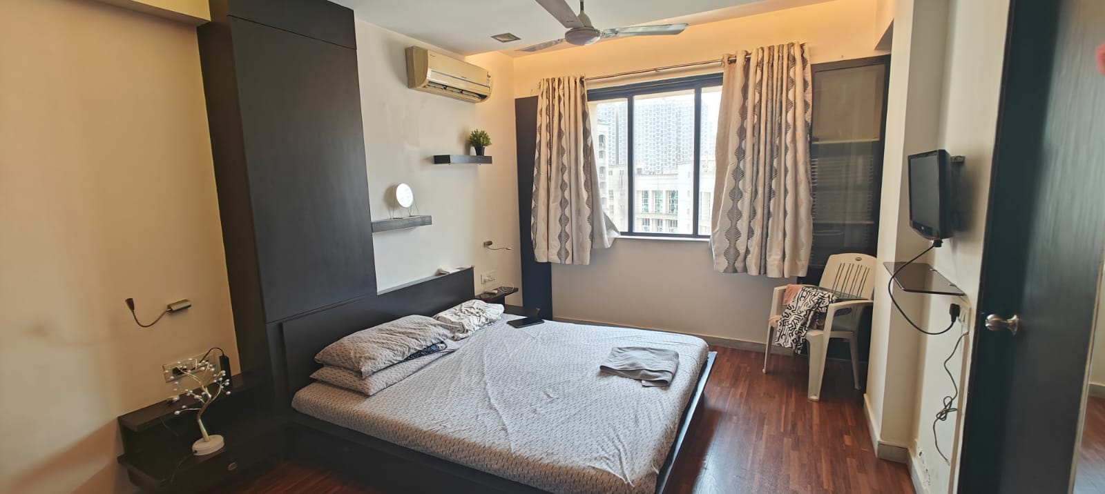 2 BHK Apartment For Rent in Hiranandani Brentwood Mumbai