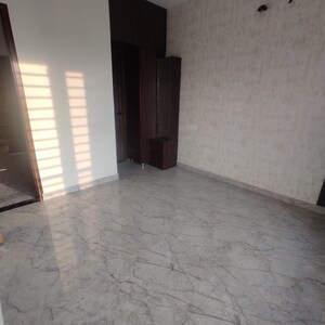 Room in 4 BHK Independent House at Sector 123 – for Sale