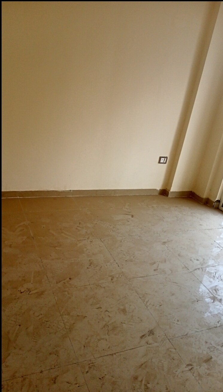 Room, rof-aalayas 3 Bedroom 780 Sq.Ft. Apartment In Sector 102 Gurgaon 8883840