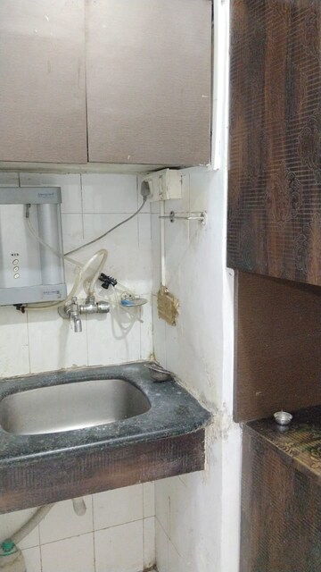 Bathroom in 1 BHK Apartment at Karnatak CHS, Mahim – for Rent