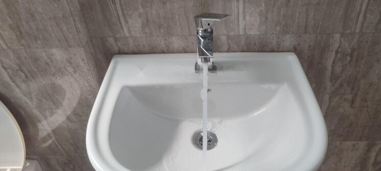 Bathroom, shapoorji-pallonji-joyville-gurgaon 2 Bedroom 1369 Sq.Ft. Apartment In Sector 102 Gurgaon 8883911