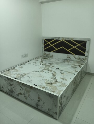 Bedroom in 2 BHK Apartment at Kalpataru Bliss, Santacruz East – for Rent