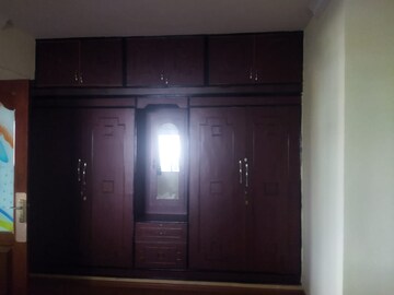 Room in 3 BHK Apartment at Ramky Utsav Apartments, Sanjay Nagar – for Rent