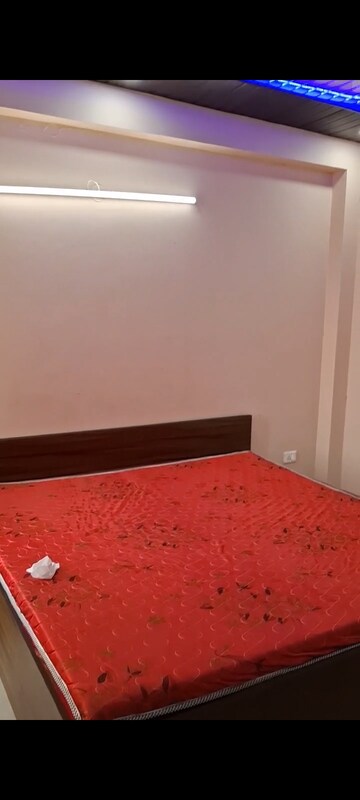 Room in 2 BHK Apartment at ROF Aalayas, Sector 102 – for Rent