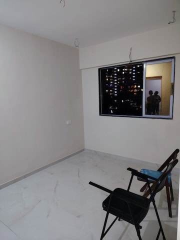 Master Bedroom in 1 BHK Apartment at Century Mill Mhada Building, Lower Parel – for Rent
