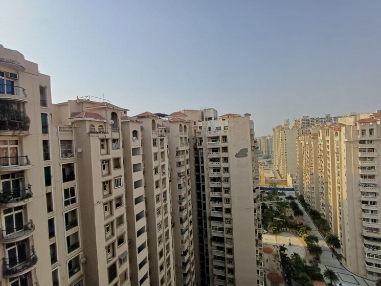 Exterior View, amrapali-silicon-city 2 Bedroom 1180 Sq.Ft. Apartment In Sector 76 Noida 8883990