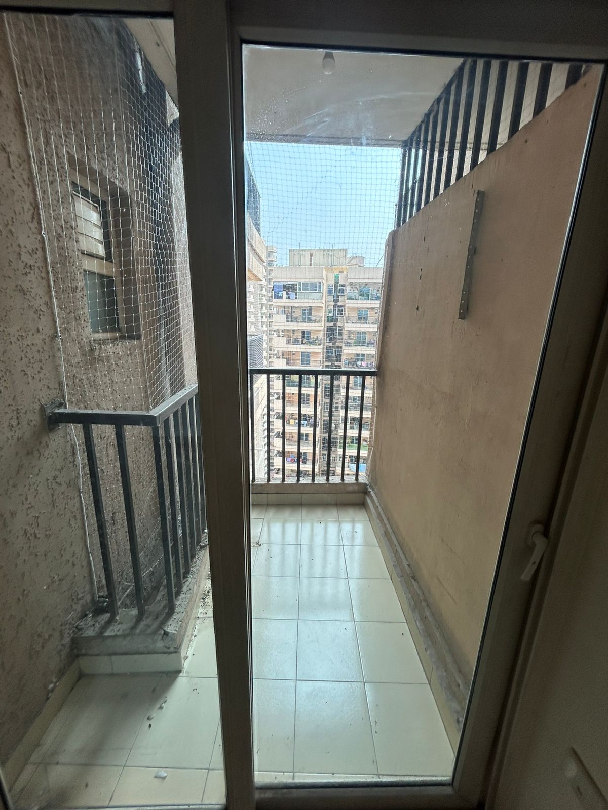 2 BHK Apartment For Sale in Gaur City-2