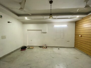 Bathroom in 3 BHK Builder Floor at Paschim Vihar – for Rent