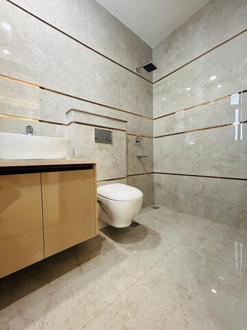 Bathroom in 3 BHK Builder Floor at Anant Raj The Estate Floors, Sector 63a – for Sale