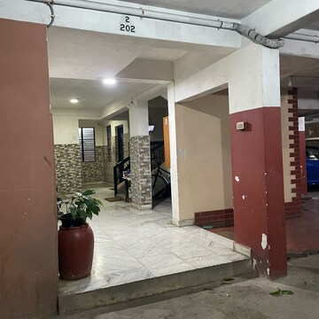 Building Lobby in Studio Apartment at Langford Gardens – for Rent