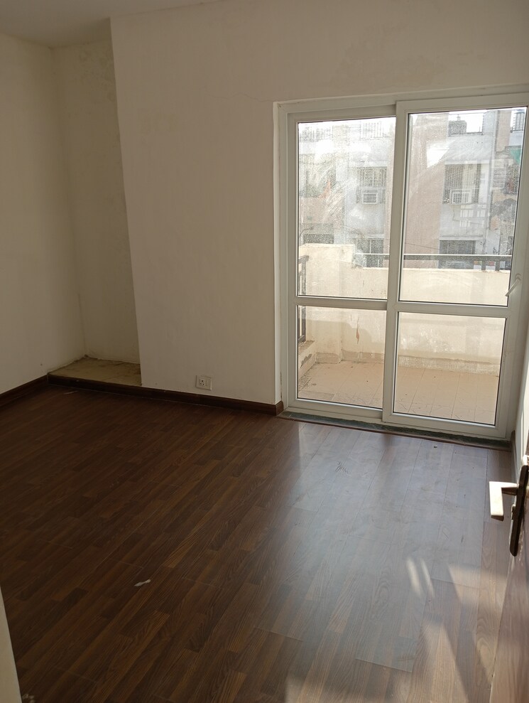 Room, bptp-park-elite-floor-ii 3 Bedroom 1600 Sq.Ft. Builder Floor In Sector 75 Faridabad 8884311