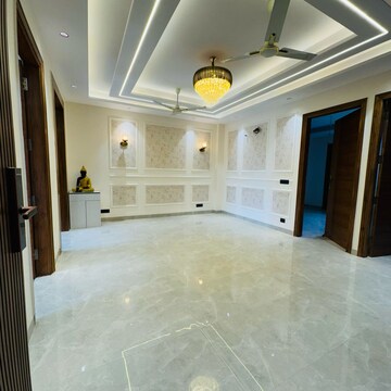 Bathroom in 3 BHK Builder Floor at Ansal API Esencia, Sector 67 – for Sale