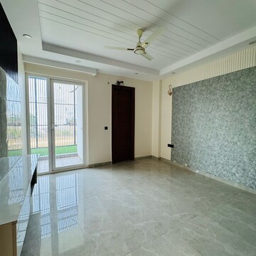 Room in 3 BHK Builder Floor at Ansal API Esencia, Sector 67 – for Sale