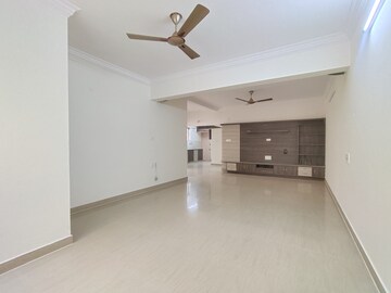 Living Room in 2 BHK Apartment at SV Lakeview, Hsr Layout – for Rent
