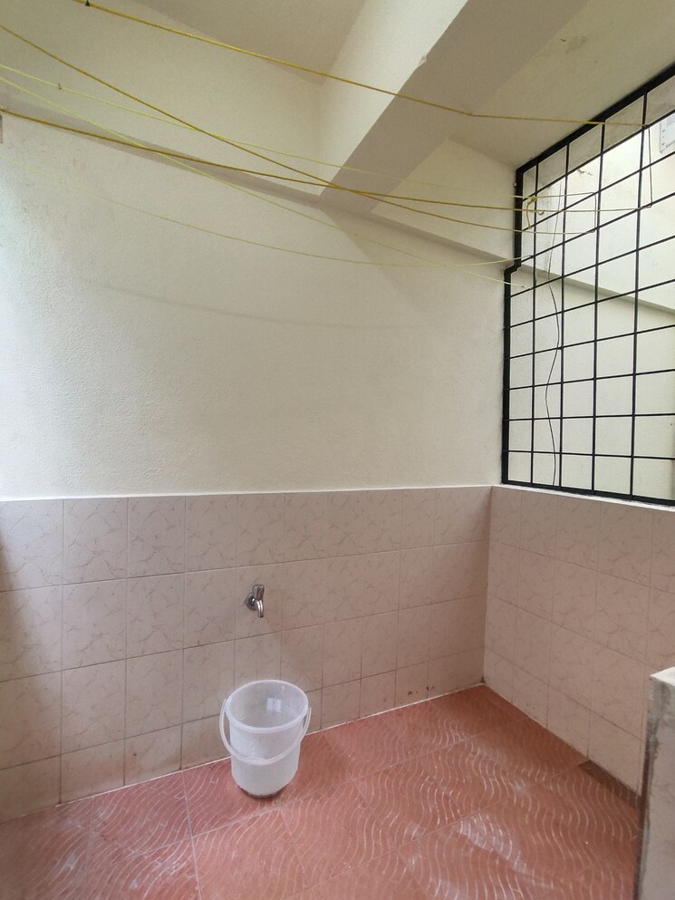 Bathroom, sv-lakeview 2 Bedroom 1300 Sq.Ft. Apartment In Hsr Layout Bangalore 8884347